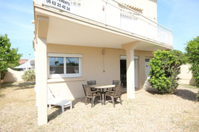 80m de la plage Appartement au rdc d'une maison 1 chambre 4 couchages cour LXRV9A